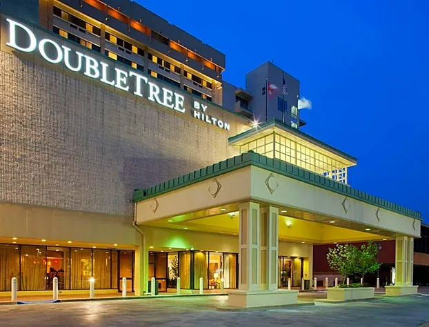 DoubleTree by Hilton Little Rock hotel detail image 1