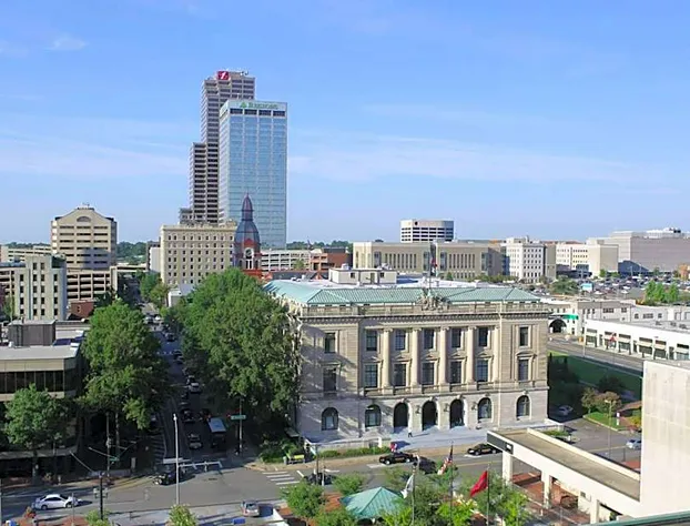 DoubleTree by Hilton Little Rock hotel detail image 2
