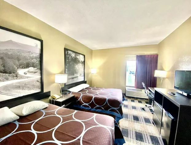 Super 8 by Wyndham Conway hotel detail image 4