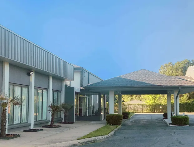 Quality Inn Little Rock South hotel detail image 1