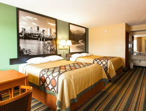 Super 8 by Wyndham Jacksonville AR hotel detail image 3