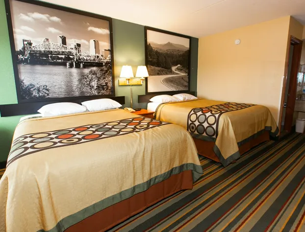 Super 8 by Wyndham Jacksonville AR hotel detail image 4