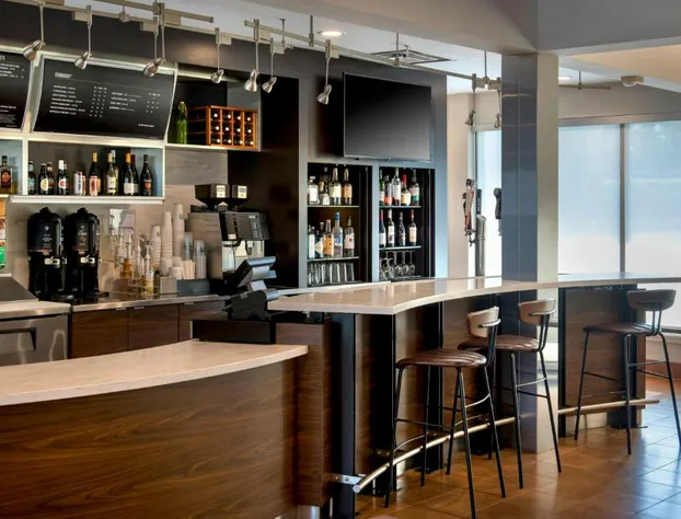 Courtyard New Haven Wallingford hotel detail image 3