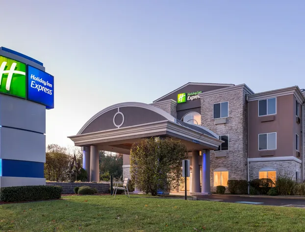 Holiday Inn Express Branford-New Haven by IHG hotel detail image 1
