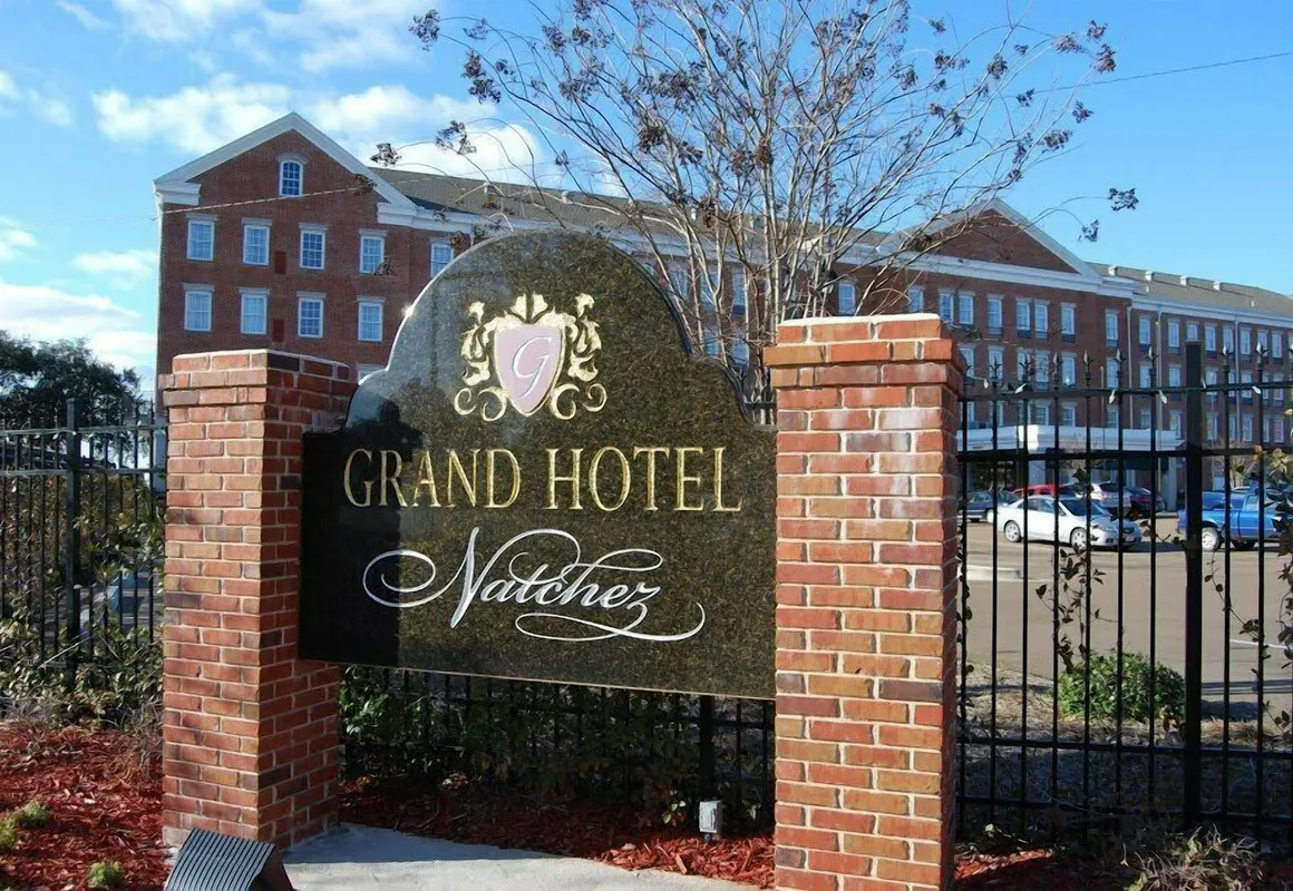 Natchez Grand Hotel & Suites On the River hotel hero