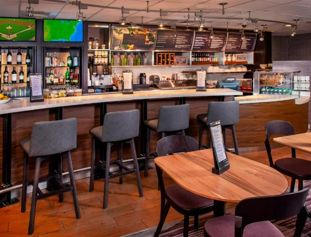 Courtyard by Marriott Wilmington Downtown hotel detail image 1