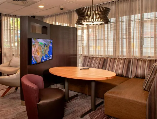 Courtyard by Marriott Wilmington Downtown hotel detail image 4