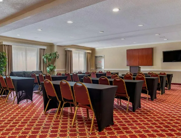 Comfort Inn & Suites Texas Hill Country hotel detail image 4