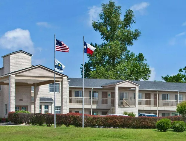 Days Inn by Wyndham Kerrville hotel detail image 1
