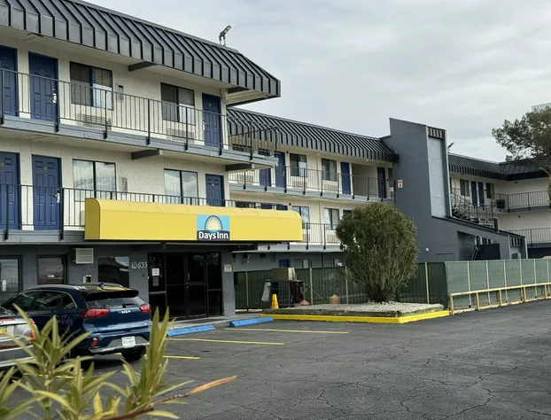 Days Inn by Wyndham El Paso Airport East hotel detail image 1