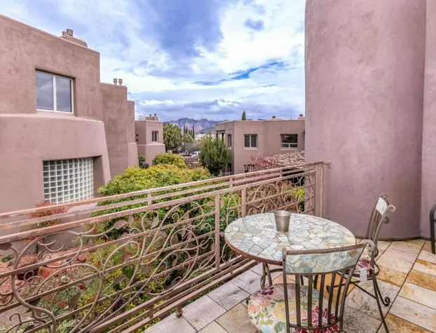 Adobe Grand Villas hotel detail image 4