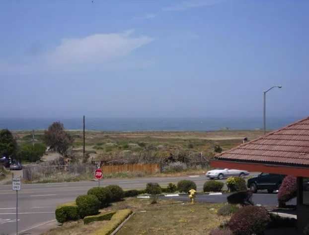 Super 8 by Wyndham Fort Bragg hotel detail image 2