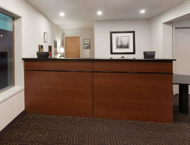 Super 8 by Wyndham Fort Bragg hotel detail image 2