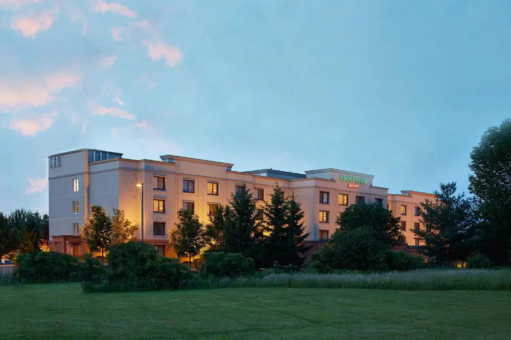 Courtyard by Marriott Ithaca Airport/University hotel hero