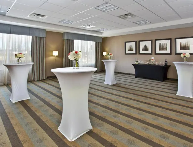 Holiday Inn Express & Suites Kingston Central by IHG hotel detail image 2