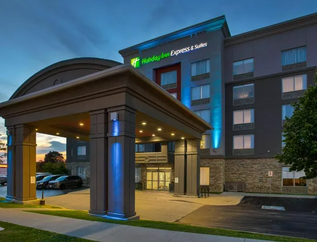 Holiday Inn Express & Suites Kingston Central by IHG hotel detail image 1