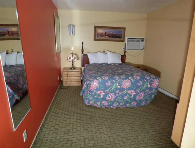 Coronada Inn and Suites hotel detail image 2