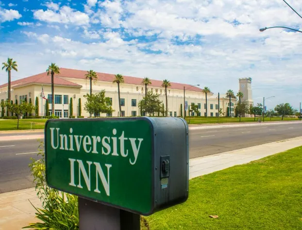 University Inn hotel detail image 2