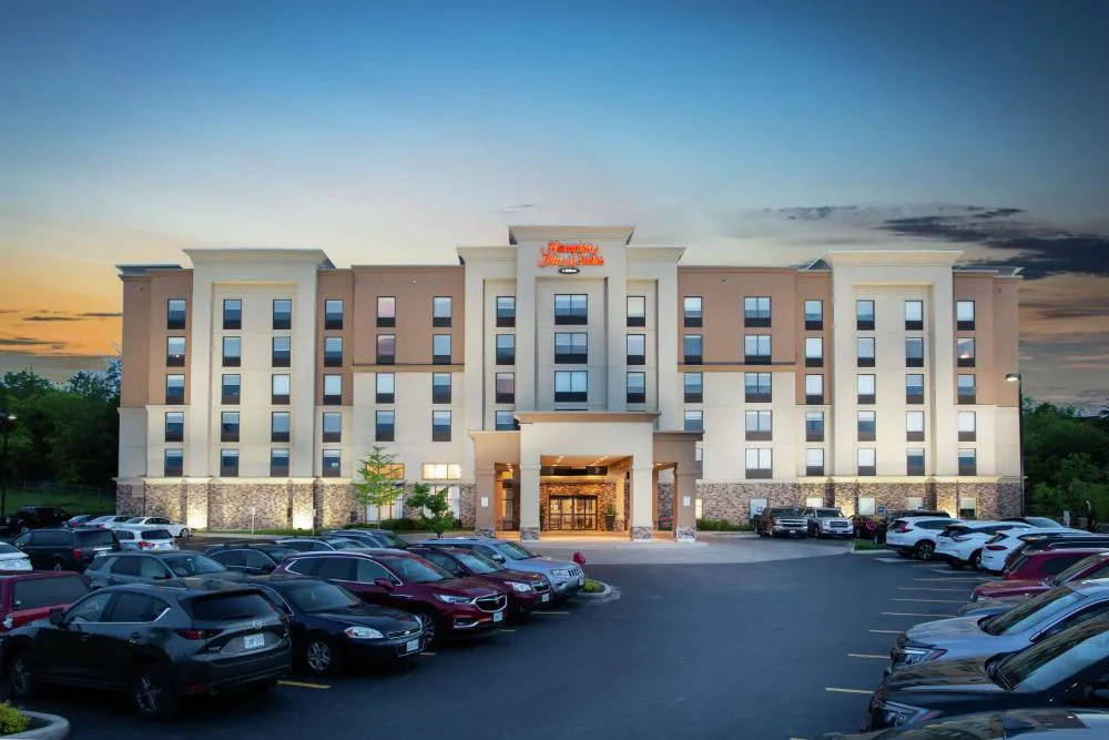 Hampton Inn & Suites Barrie hotel hero
