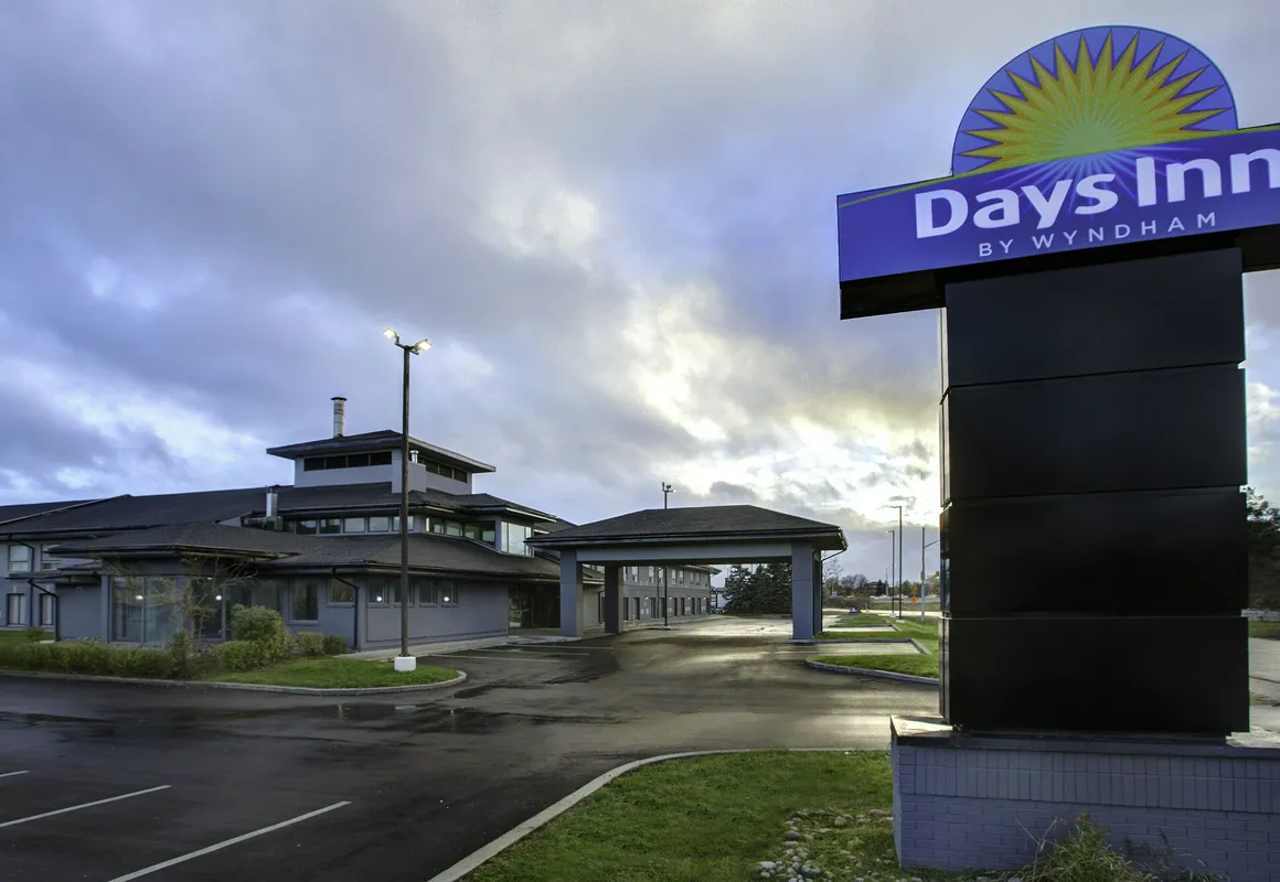 Days Inn by Wyndham Barrie hotel hero