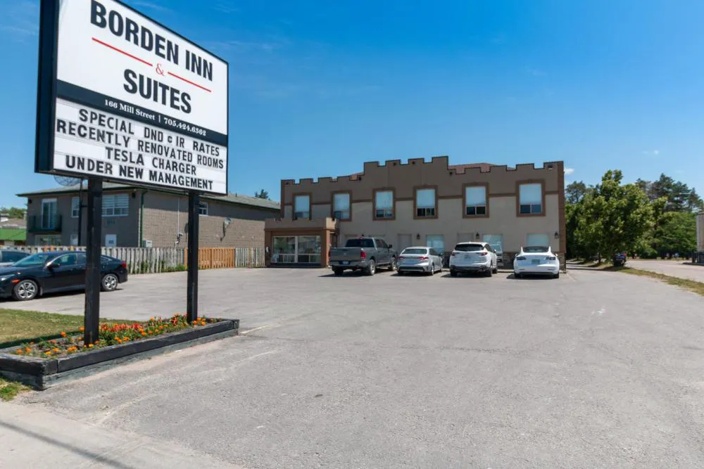 Borden Inn & Suites hotel hero