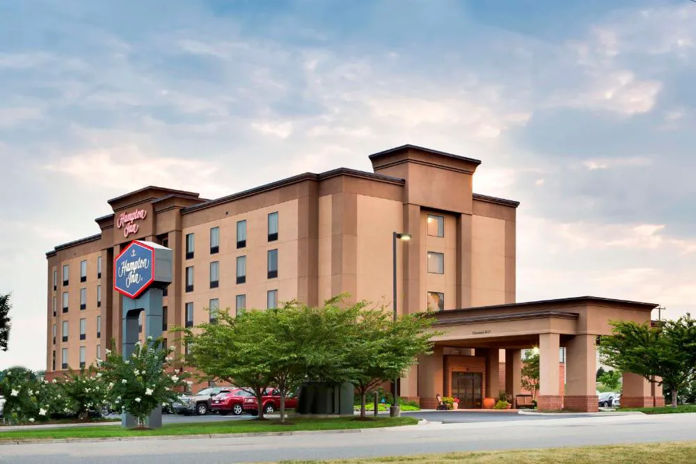Hampton Inn Harrisonburg - South hotel hero