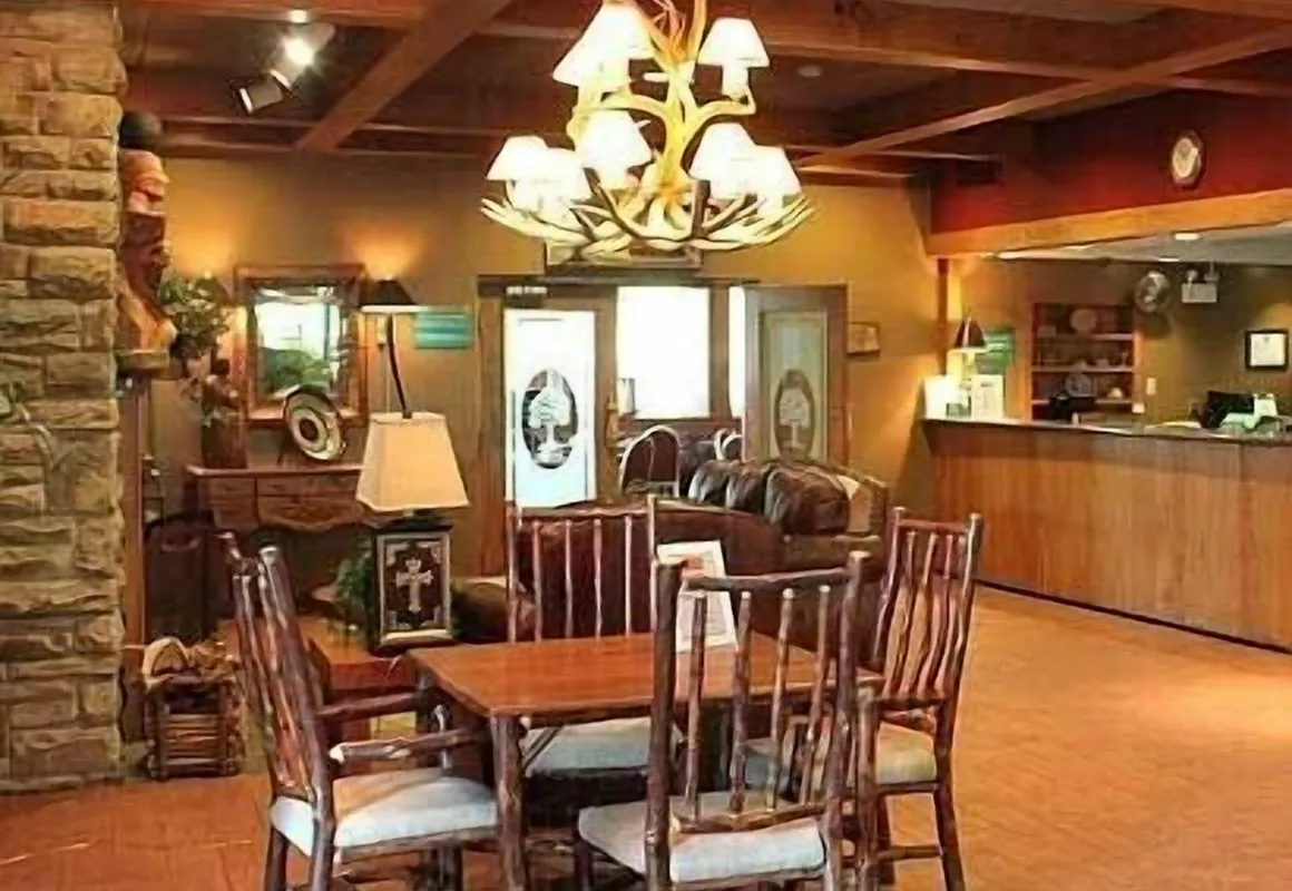 Chestnut Tree Inn hotel hero