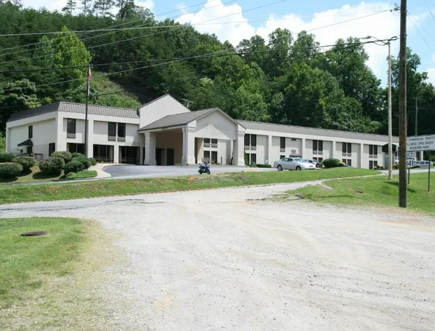 Clarion Point Cherokee hotel detail image 1