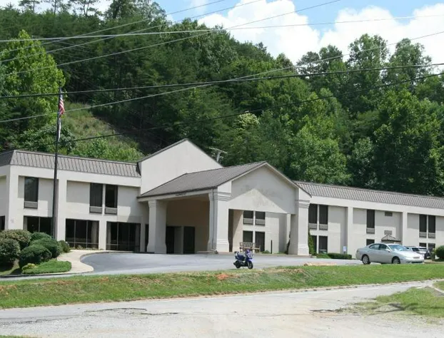 Cherokee Inn hotel detail image 2
