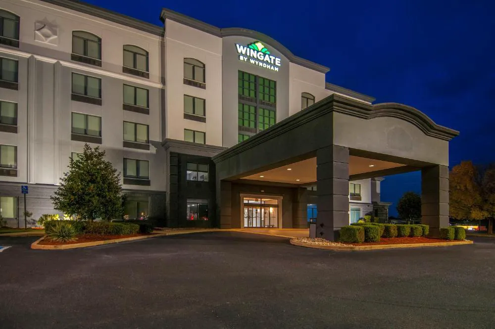 Wingate By Wyndham Tuscaloosa hotel hero