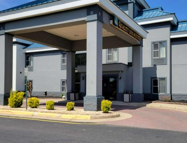 Quality Inn and Suites hotel detail image 2