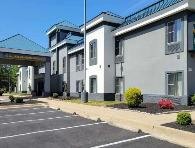 Quality Inn and Suites hotel detail image 4