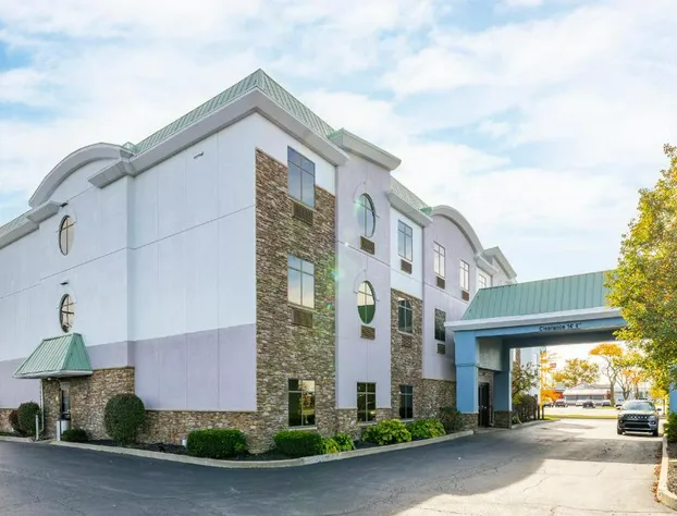 Comfort Suites Perrysburg - Toledo South hotel detail image 2