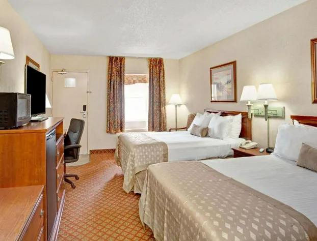 Ramada by Wyndham West Memphis hotel detail image 3