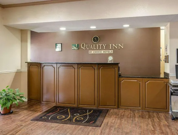 Quality Inn West Memphis I-40 hotel detail image 2