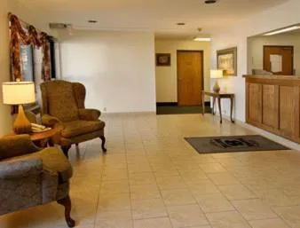 Super 8 by Wyndham West Memphis hotel detail image 2