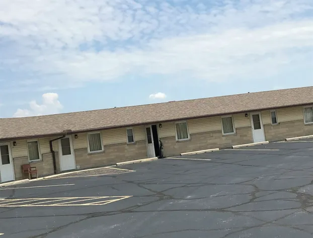 Budget Inn Motel Toledo Perrysburg hotel detail image 1