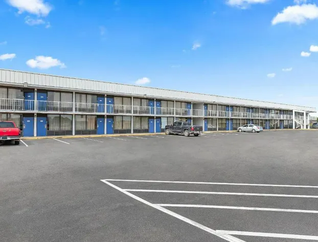 Rodeway Inn West Memphis hotel detail image 4