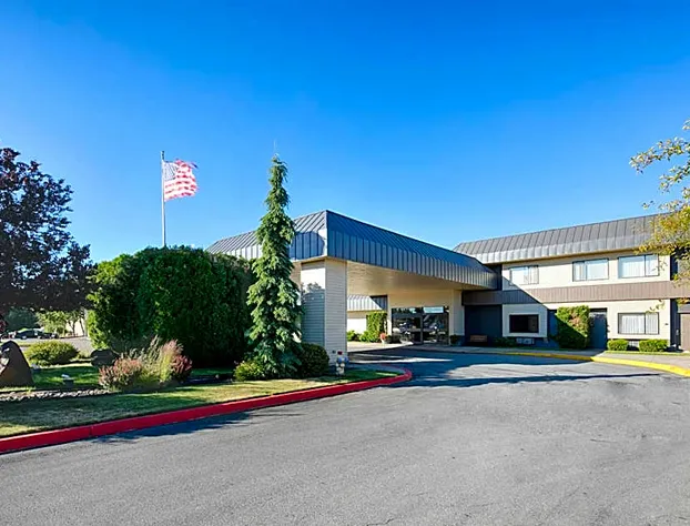 Red Lion Hotel Templin's on the River hotel detail image 2