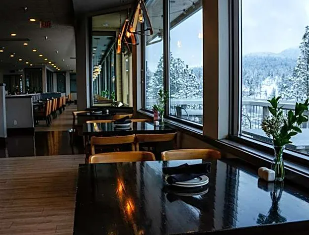 Red Lion Hotel Templin's on the River hotel detail image 4