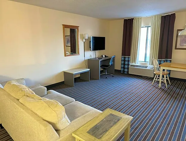 Super 8 by Wyndham Columbia Clark Lane hotel detail image 1