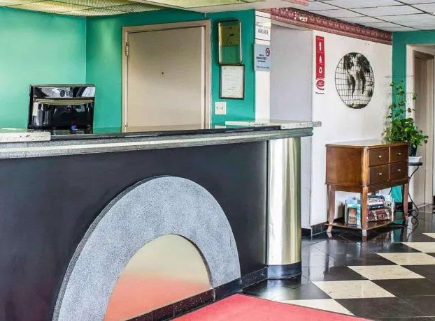 Econo Lodge Scranton near Montage Mountain hotel detail image 1