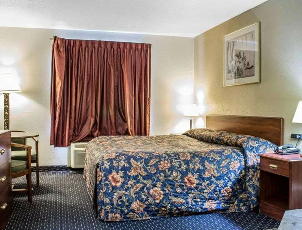 Econo Lodge Scranton near Montage Mountain hotel detail image 3