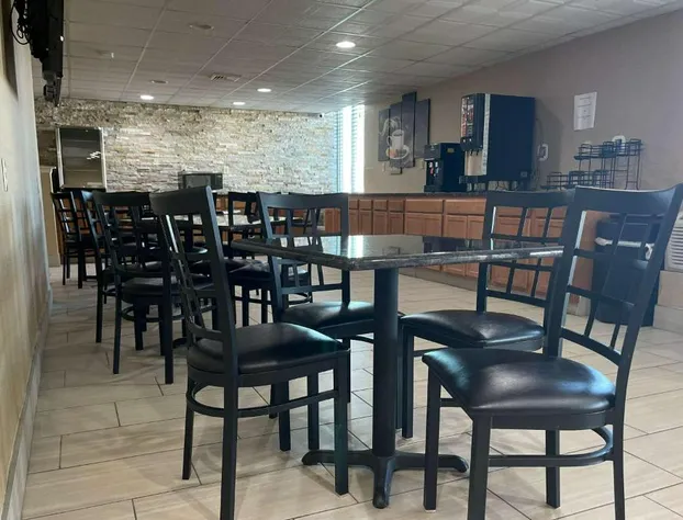 Baymont by Wyndham Scranton Dunmore hotel detail image 1