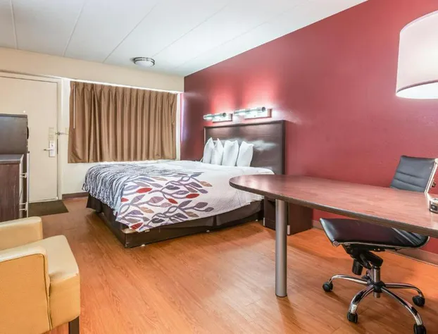 Red Roof Inn Merrillville hotel detail image 3