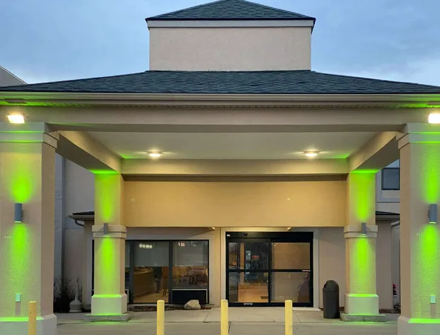 Quality Inn Michigan City South hotel detail image 1