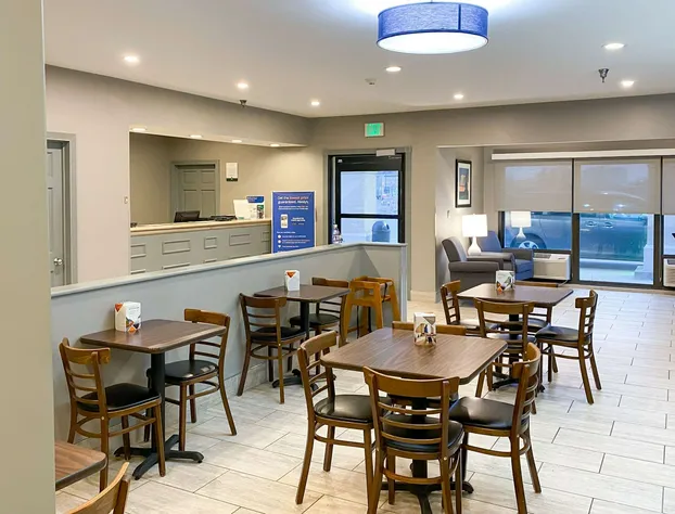 Quality Inn Michigan City South hotel detail image 2