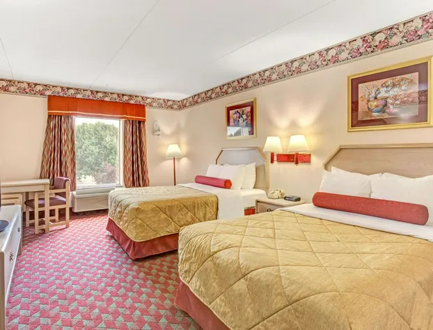 Ramada by Wyndham Murfreesboro hotel detail image 3