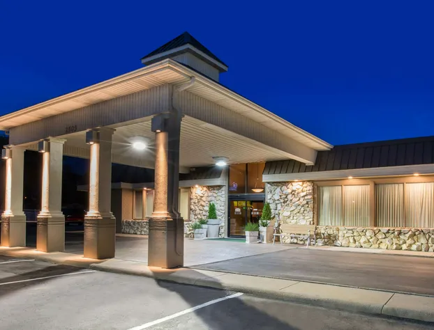 Ramada by Wyndham Midtown Grand Island hotel detail image 2