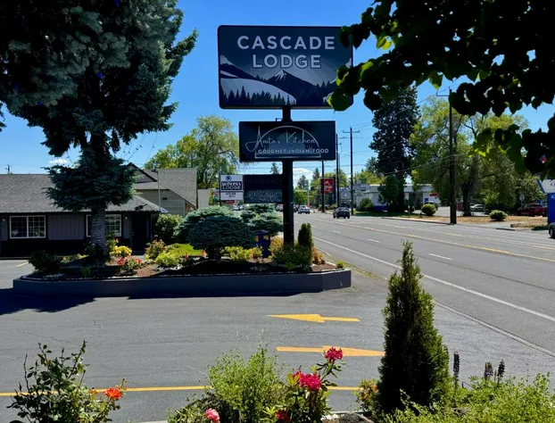 Cascade Lodge hotel detail image 1